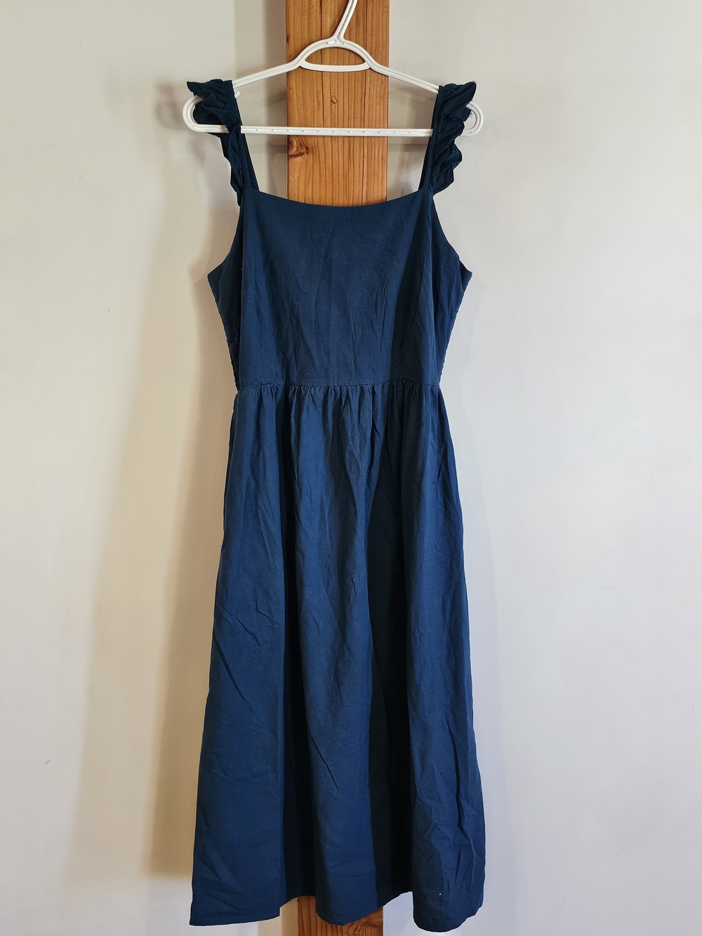 Women’s Navy Ruffle Strap Midi Dress
